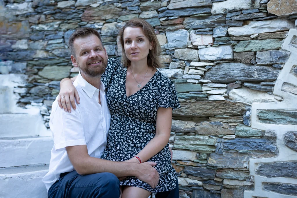 Lucia a Radek sedí těsně u sebe a nedávají nejistotě prostor